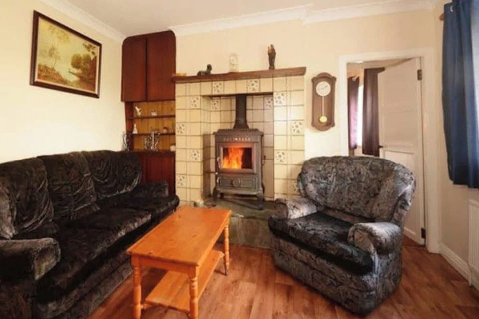 Cottage | Living area | TV, fireplace