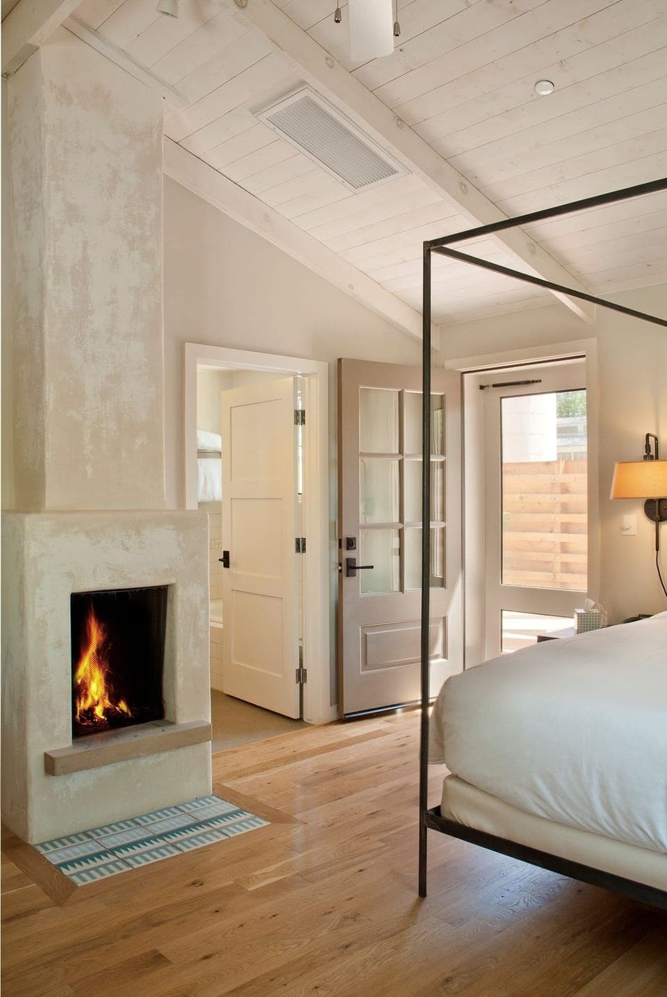 Premium bedding, pillowtop beds, in-room safe, individually decorated