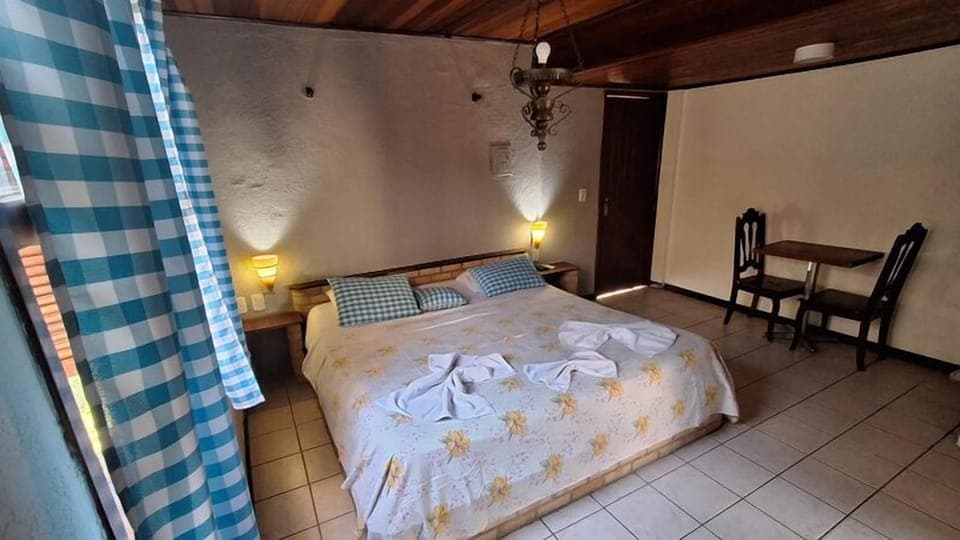 Deluxe Room, Jetted Tub | Bed sheets