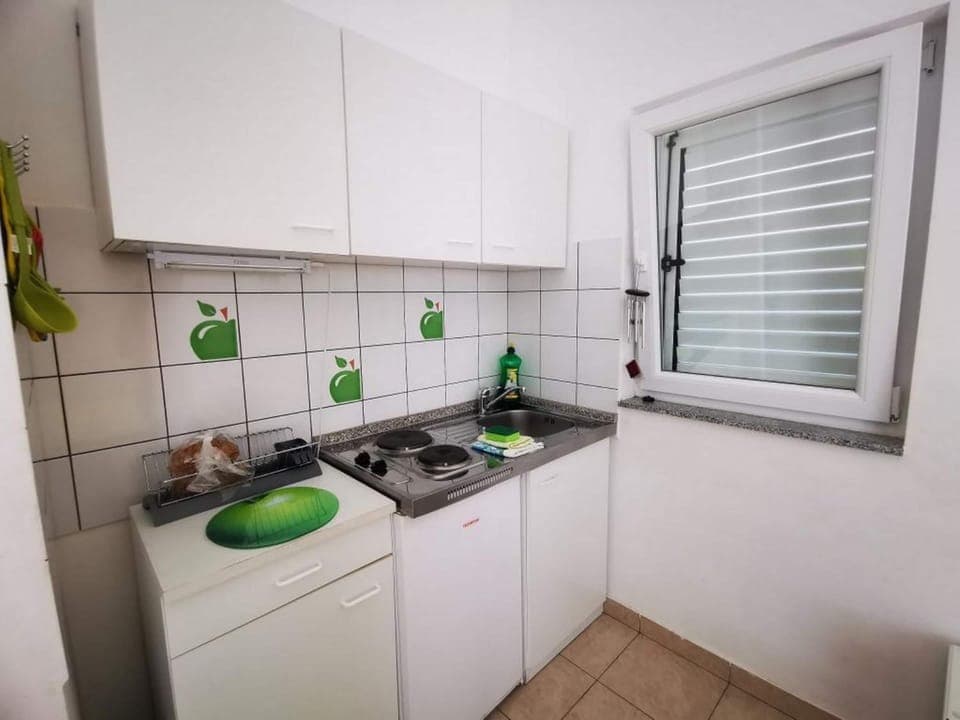 Apartment | Private kitchen | Electric kettle