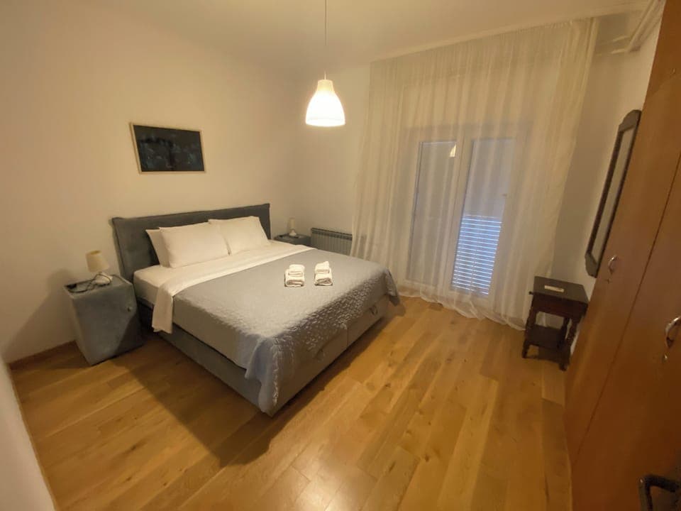 Classic Apartment, Sea View | 2 bedrooms, free WiFi