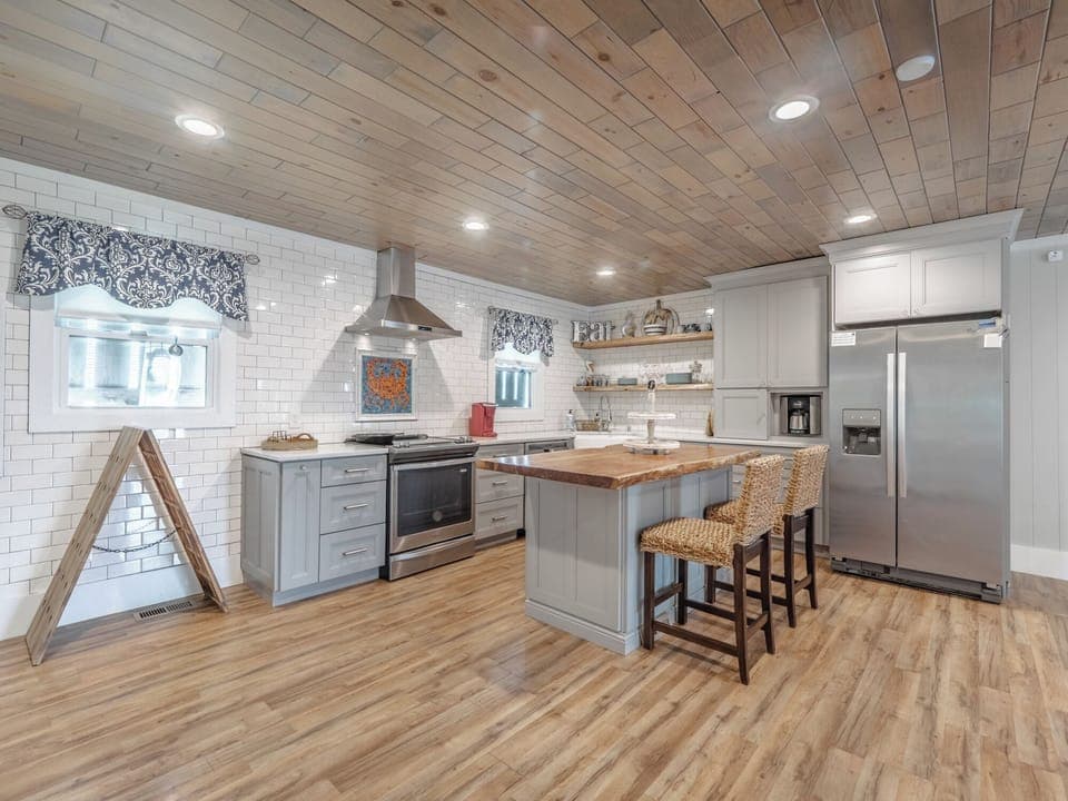 Studio (3 Bedrooms) | Property amenity