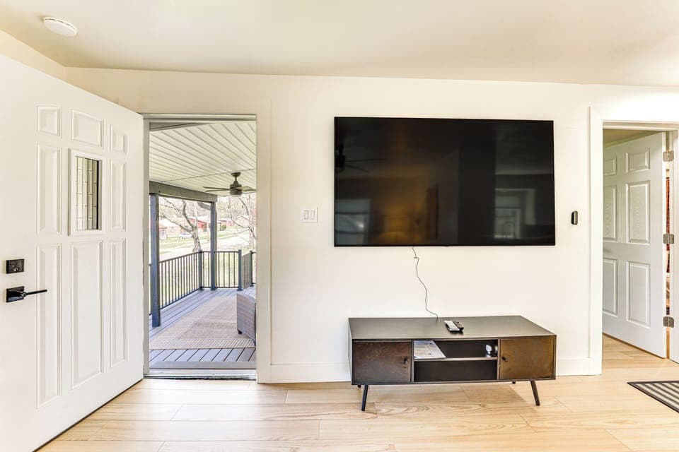 Apartment (1 Bedroom) | Interior