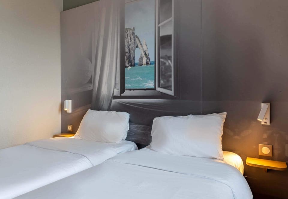 Twin Room, Non Smoking | Premium bedding, desk, soundproofing, free cribs/infant beds