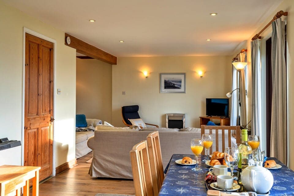 Cottage | Living room