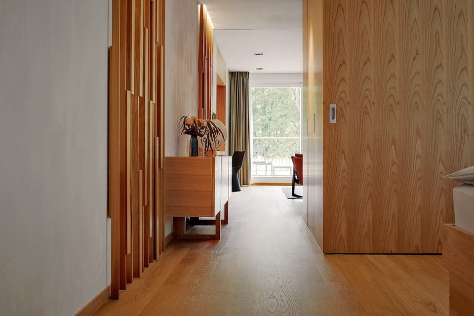 Junior Suite Southwest (Privilege) | Minibar, in-room safe, free WiFi