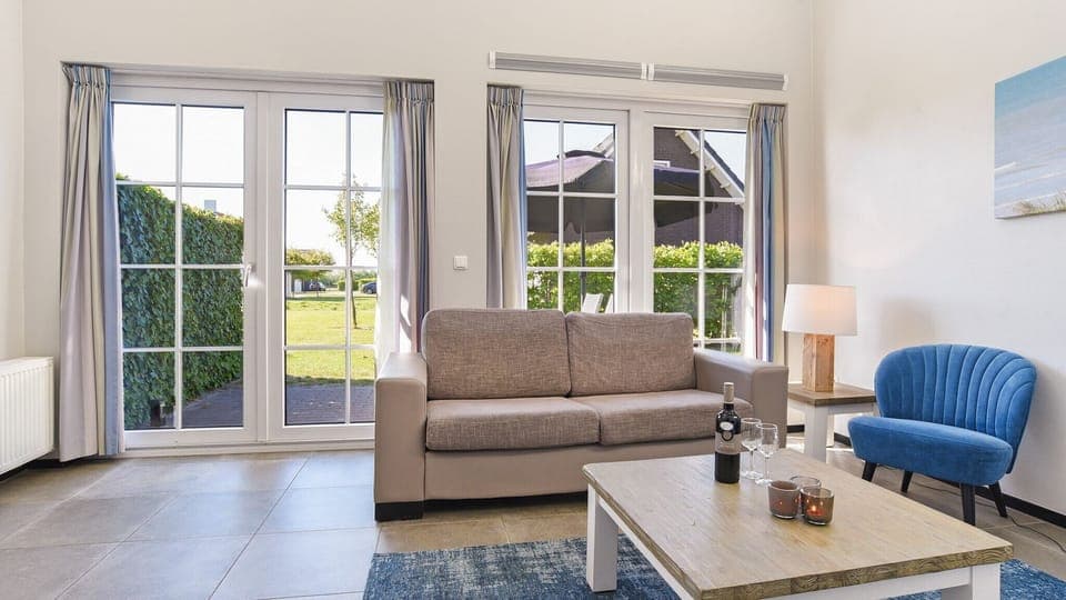 House (4L-Waterlandkerkje Luxe) | Living room | TV