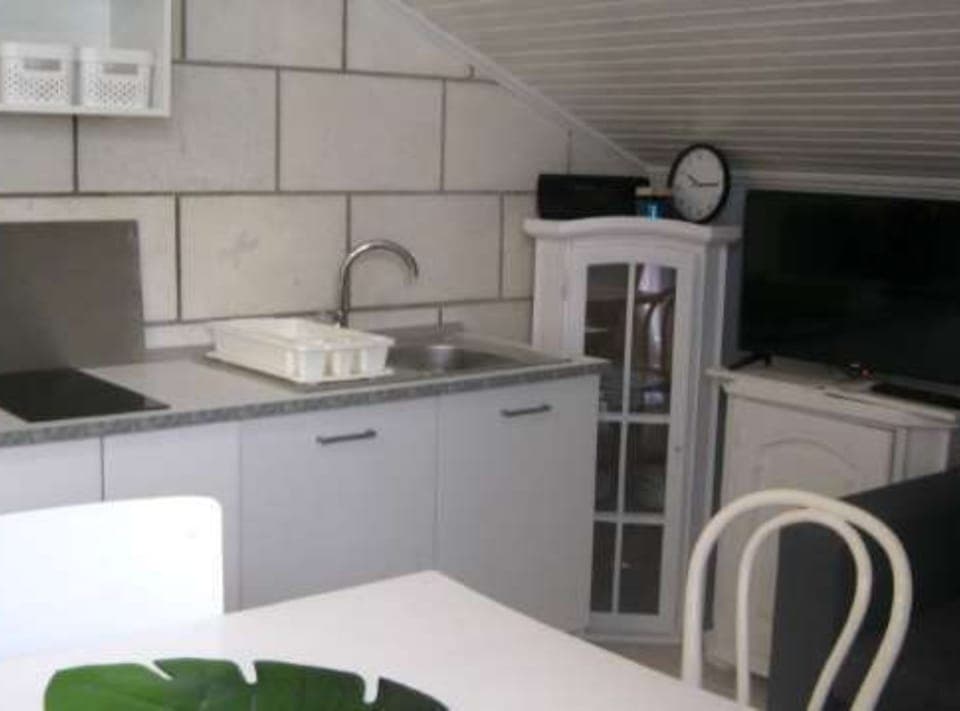 Apartment (Two Bedroom Apartment With Balcony An) | Property amenity