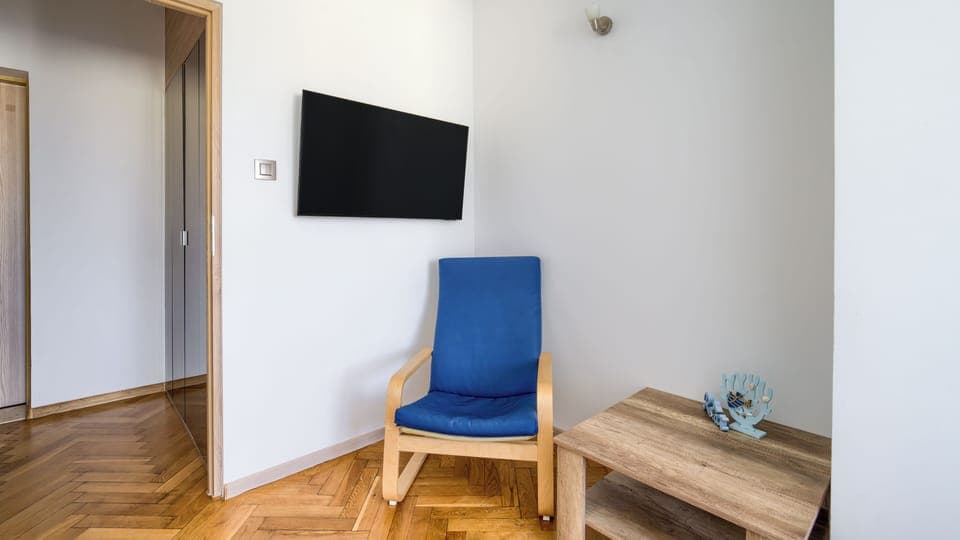 Apartment (303) | Iron/ironing board, free WiFi