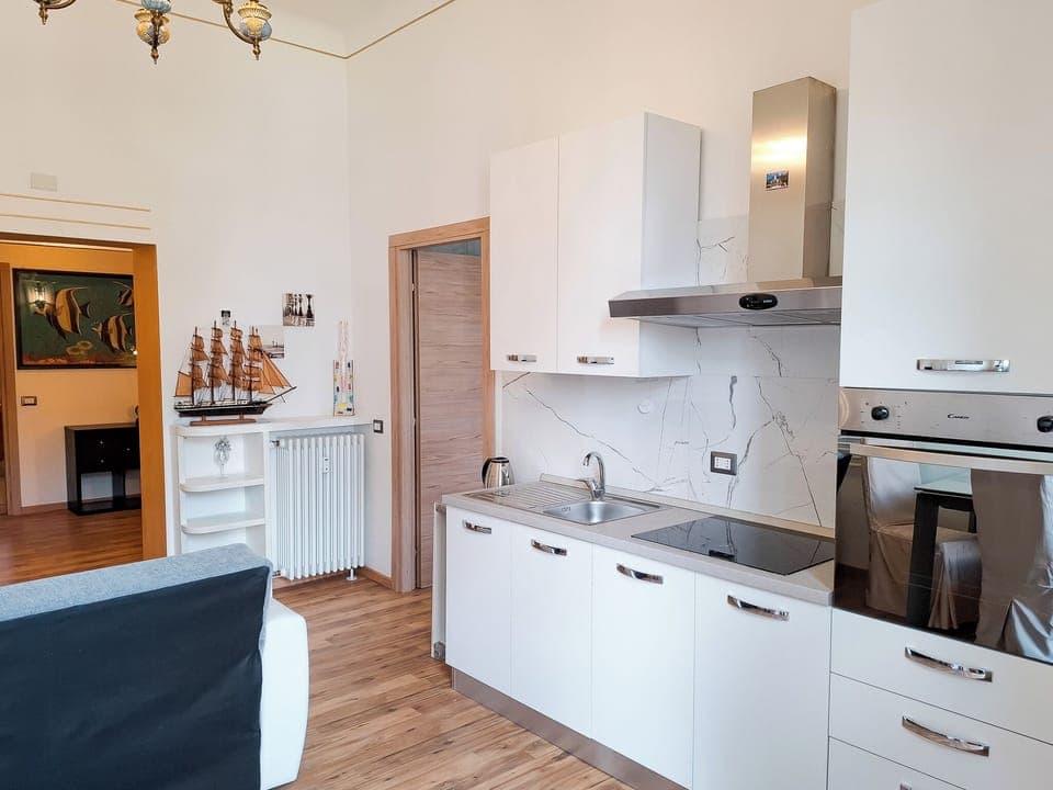 Apartment, Balcony | Private kitchen | Coffee/tea maker, electric kettle