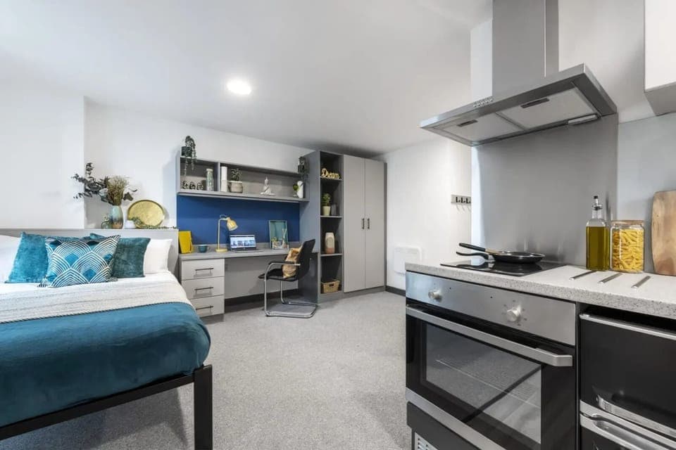 Studio, Non Smoking | Blackout drapes, free WiFi