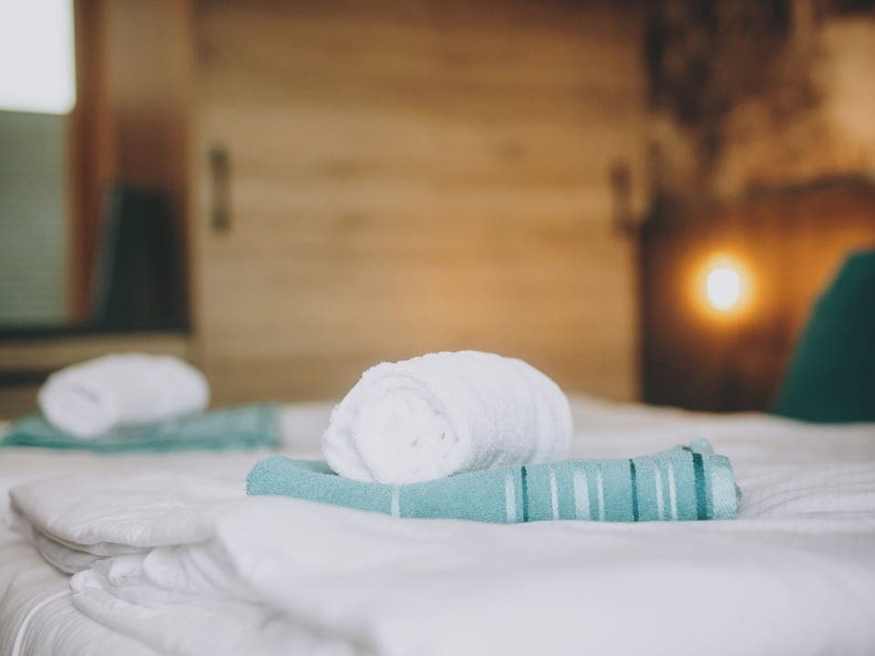 Deluxe Studio, Balcony, Mountain View | Blackout drapes, soundproofing, free WiFi