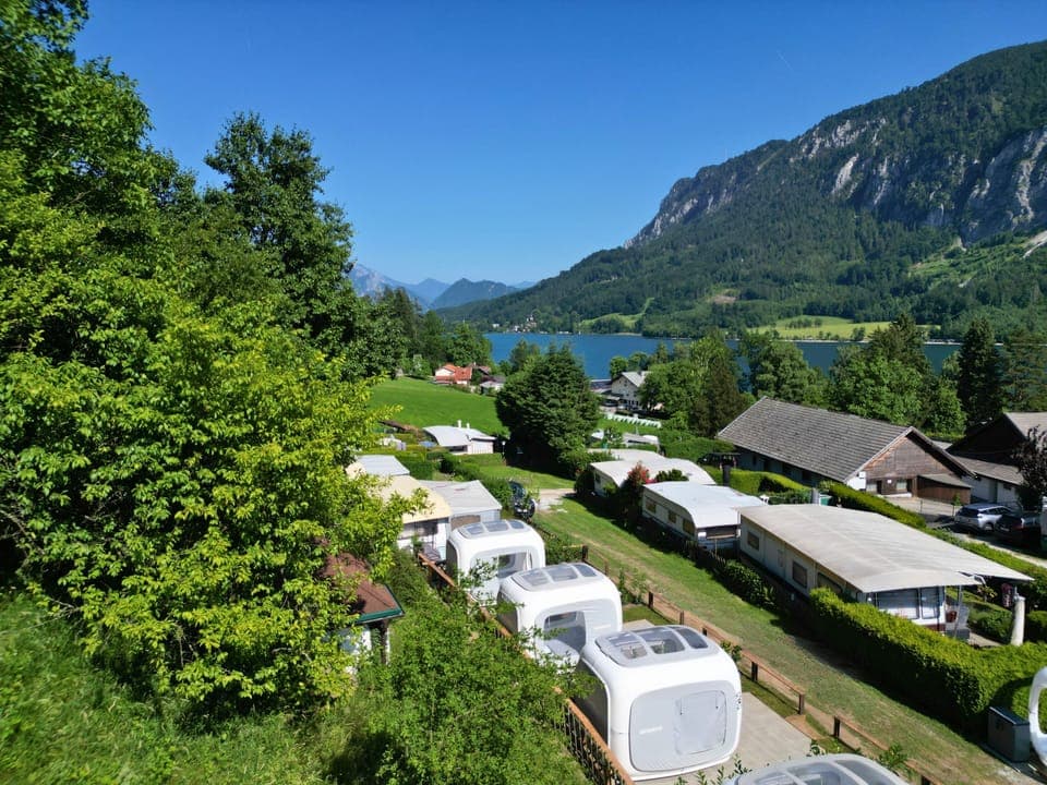 1 bedroom, individually decorated, bed sheets