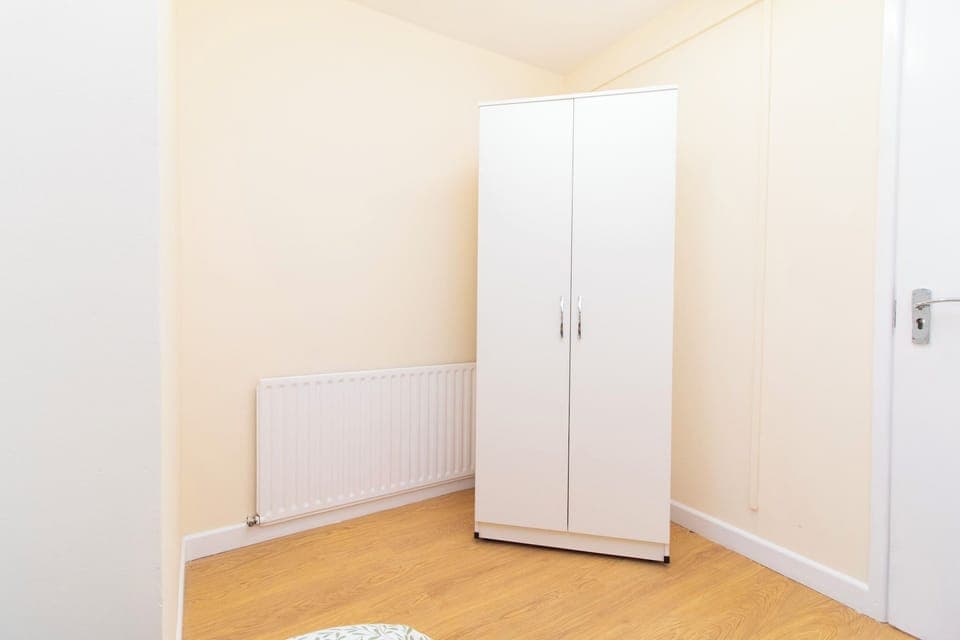 Twin Room | Free WiFi