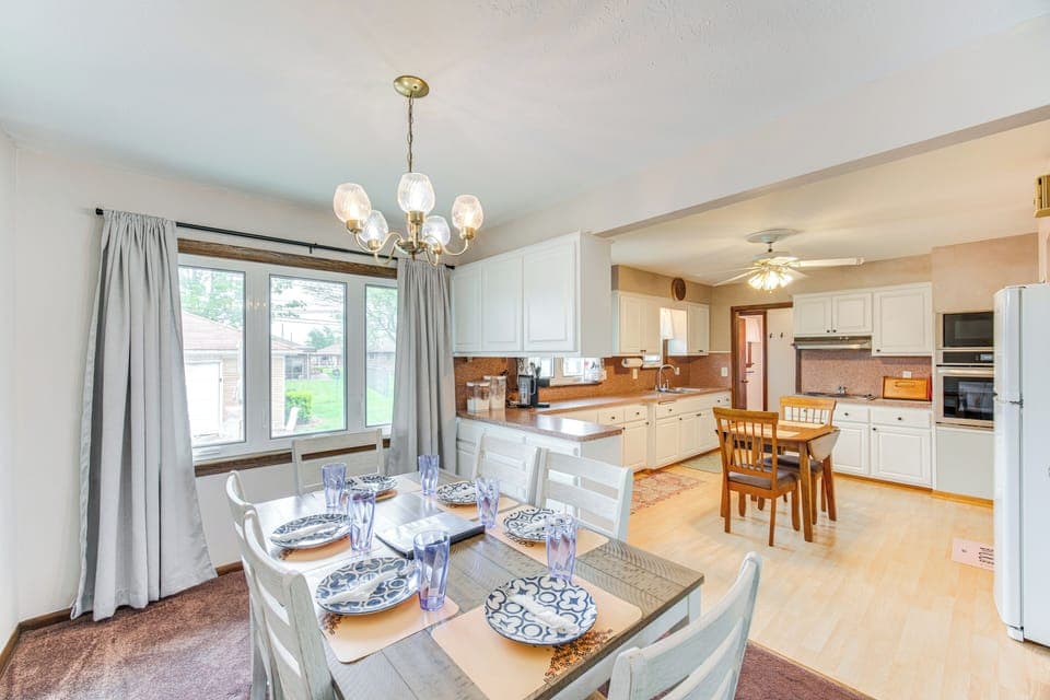 House (3 Bedrooms) | Interior