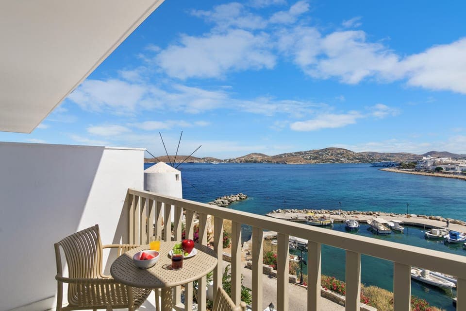 Superior Twin Room, Balcony, Sea View | In-room safe, free WiFi