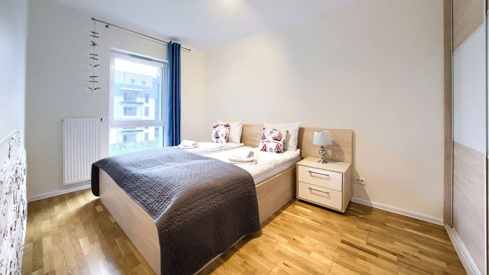 Apartment (19) | Individually decorated, individually furnished, iron/ironing board