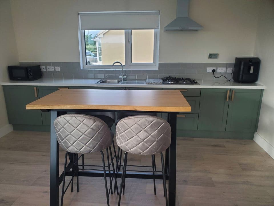 Apartment | Private kitchen | Fridge, microwave, stovetop, electric kettle