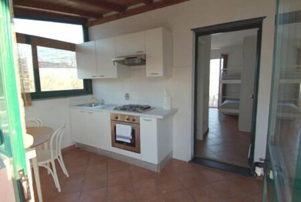 Apartment, 1 Bedroom | In-room dining