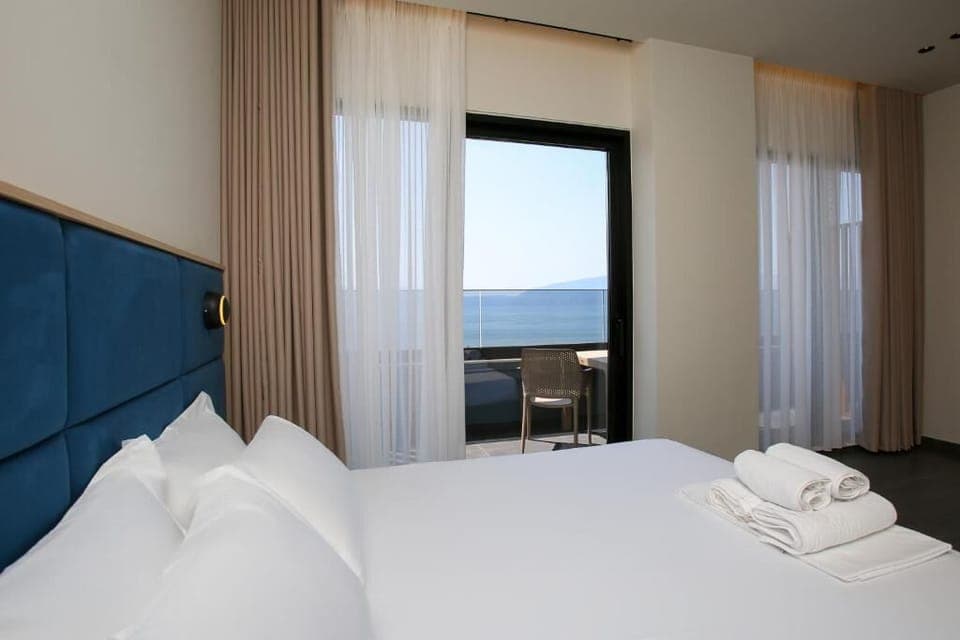 In-room safe, soundproofing, free WiFi