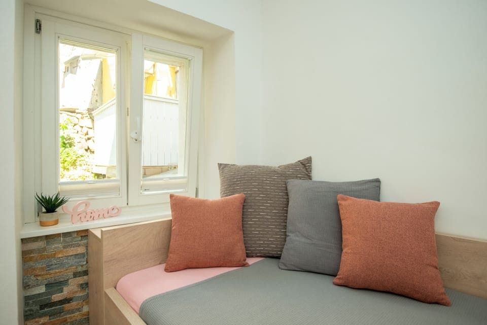 Double Room | In-room safe, desk, laptop workspace, free WiFi