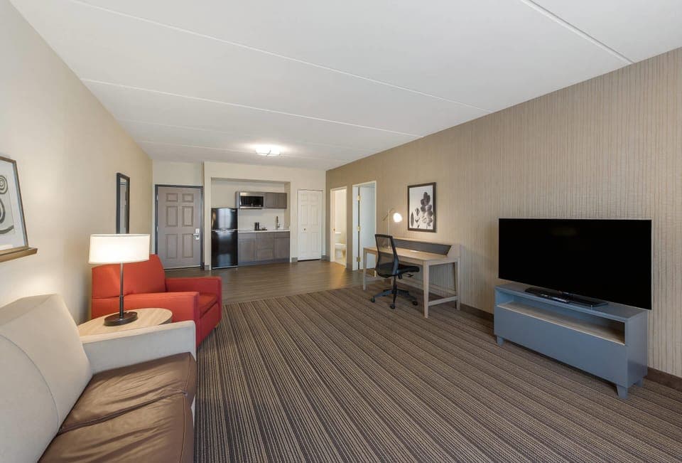 Hypo-allergenic bedding, desk, blackout drapes, soundproofing