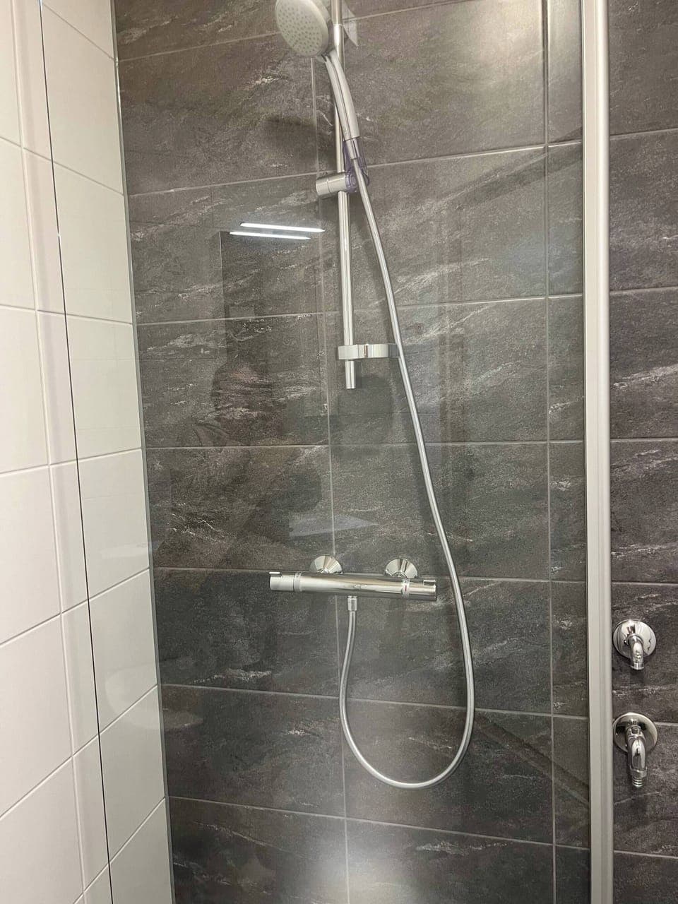 Apartment, 1 Bedroom, Accessible | Bathroom