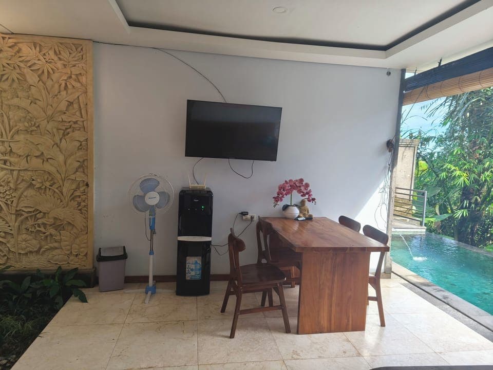 Family Villa, Private Pool, River View | Living area