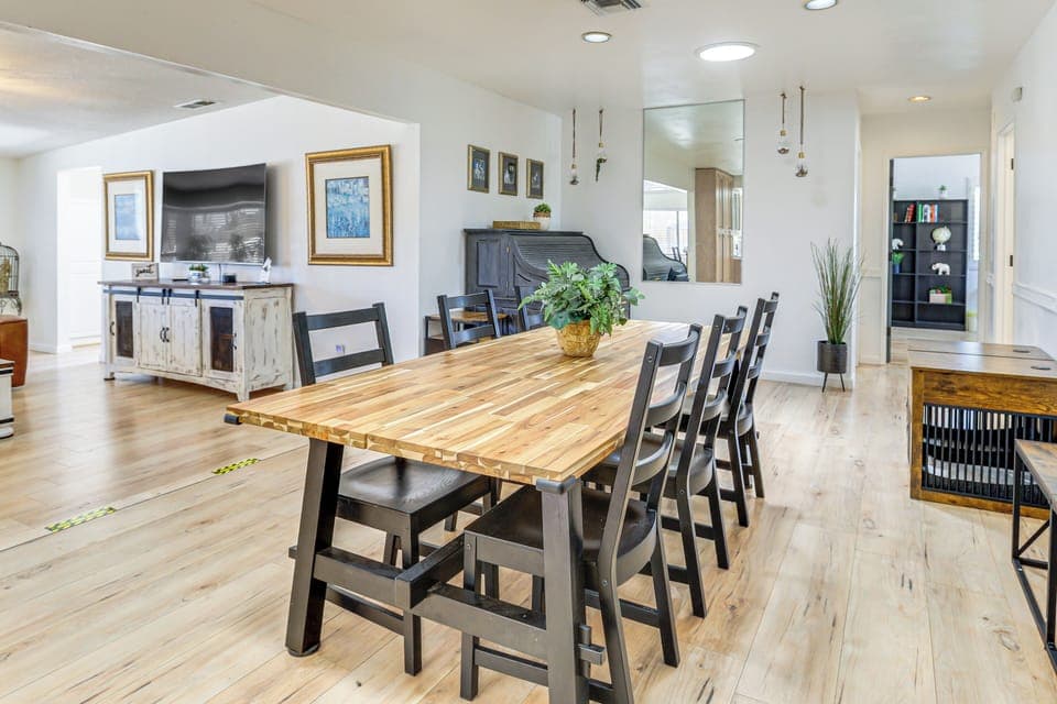 House (3 Bedrooms) | Interior