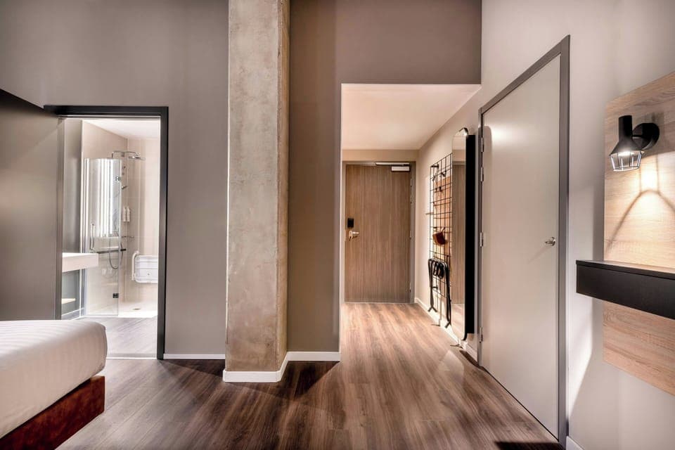 Egyptian cotton sheets, premium bedding, down comforters, in-room safe