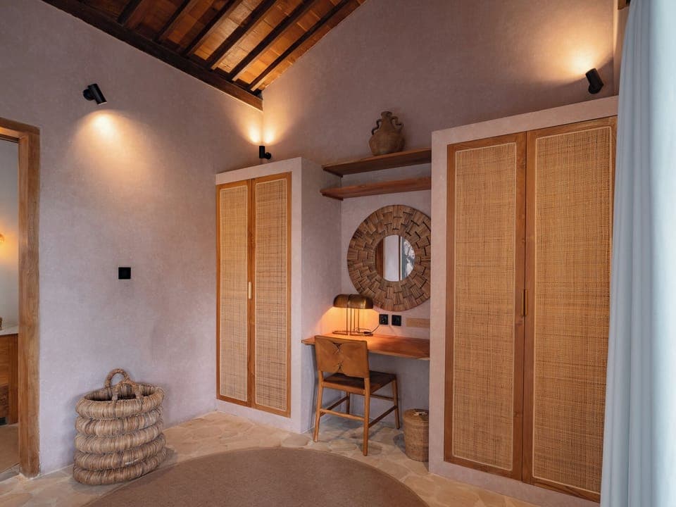 Deluxe Villa, Balcony, Garden View | In-room safe, free WiFi