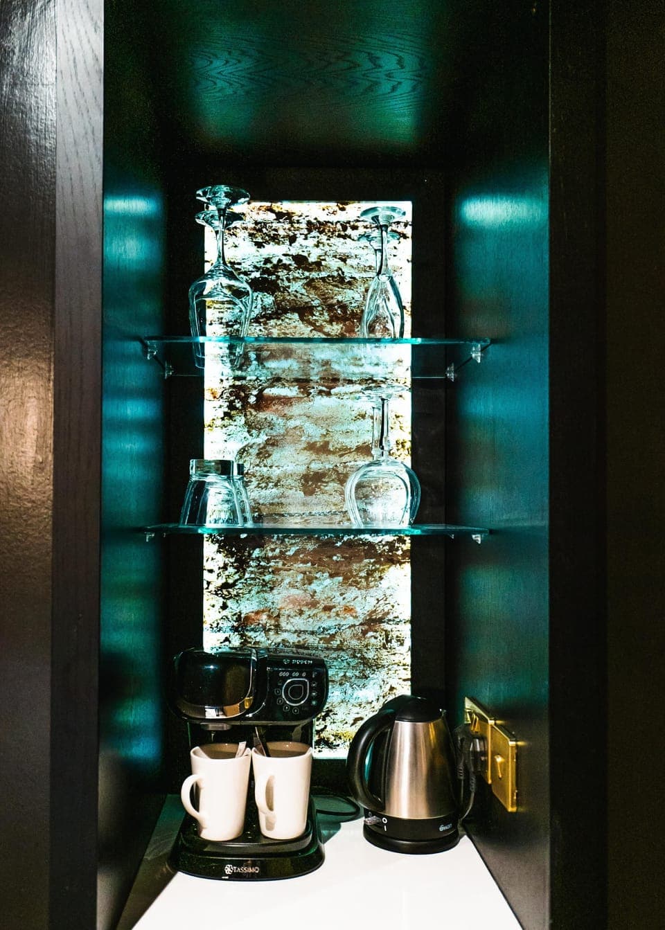 Deluxe Suite | Premium bedding, individually decorated, individually furnished, desk