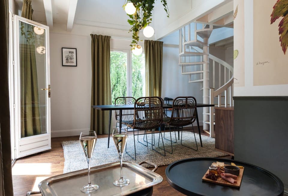 Junior Suite (Duplex) | In-room safe, individually decorated, individually furnished, desk