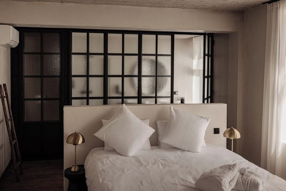 Superior Room, Garden View | Blackout drapes, free WiFi