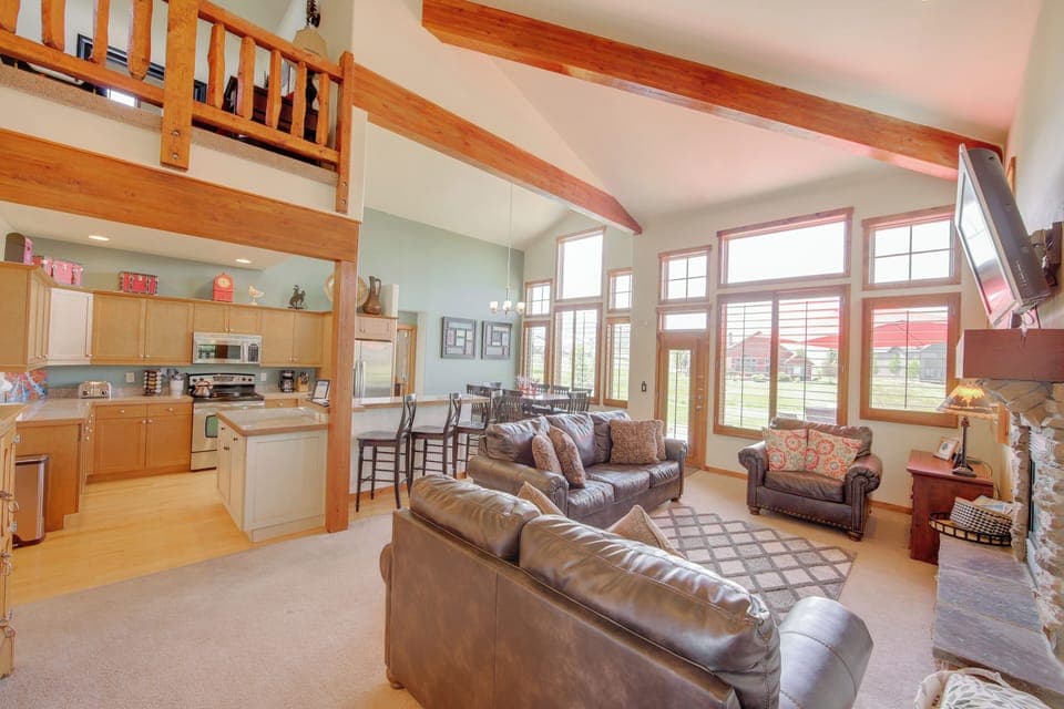 House (3 Bedrooms) | Interior
