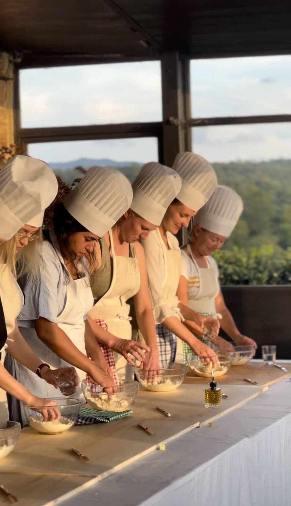 Breakfast, lunch, dinner served; local cuisine, pool views 