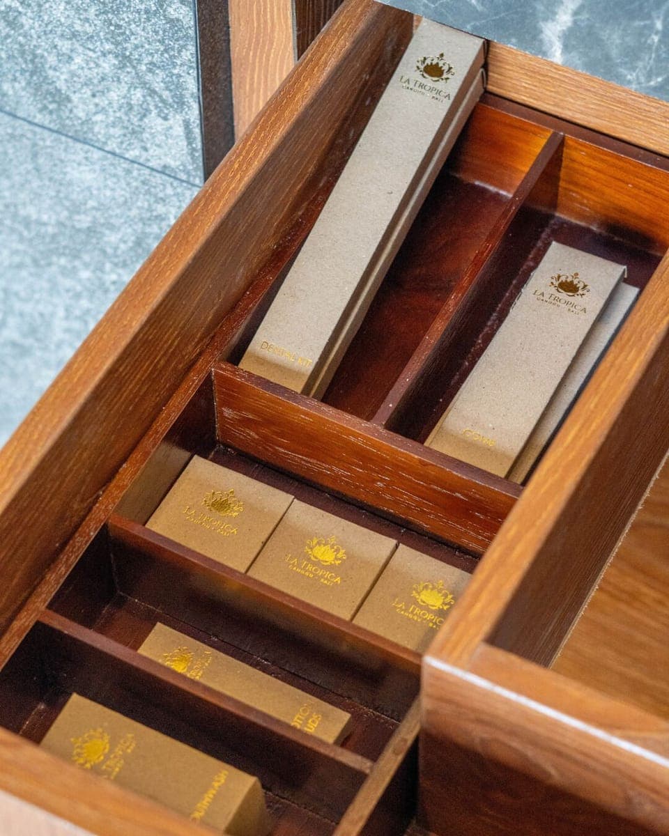 Separate tub and shower, rainfall showerhead, free toiletries