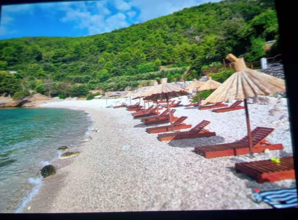 House (One Bedroom House) | Exterior