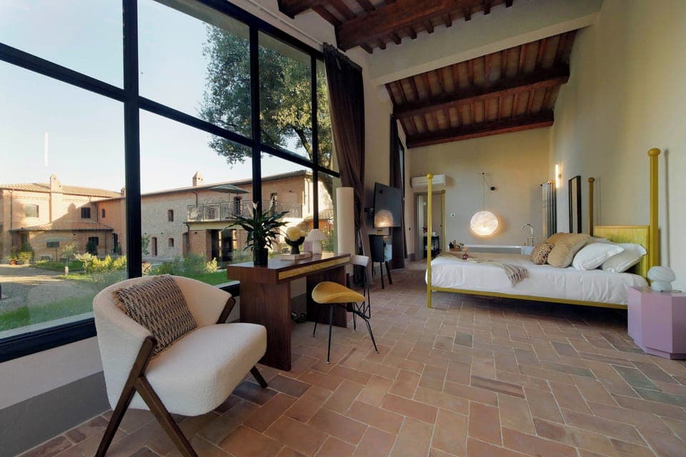 Deluxe Double Room | Down comforters, pillowtop beds, individually decorated