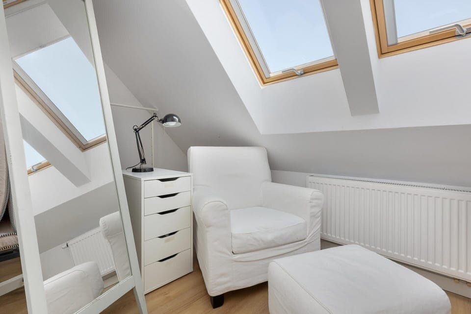 House | 3 bedrooms, individually furnished, iron/ironing board