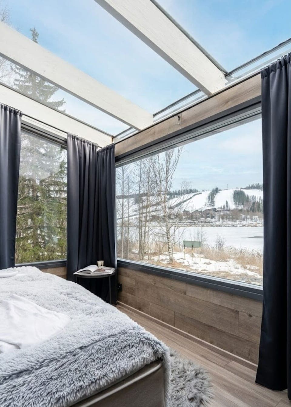 Studio, Lake View, Lakeside | Blackout drapes, free WiFi, bed sheets