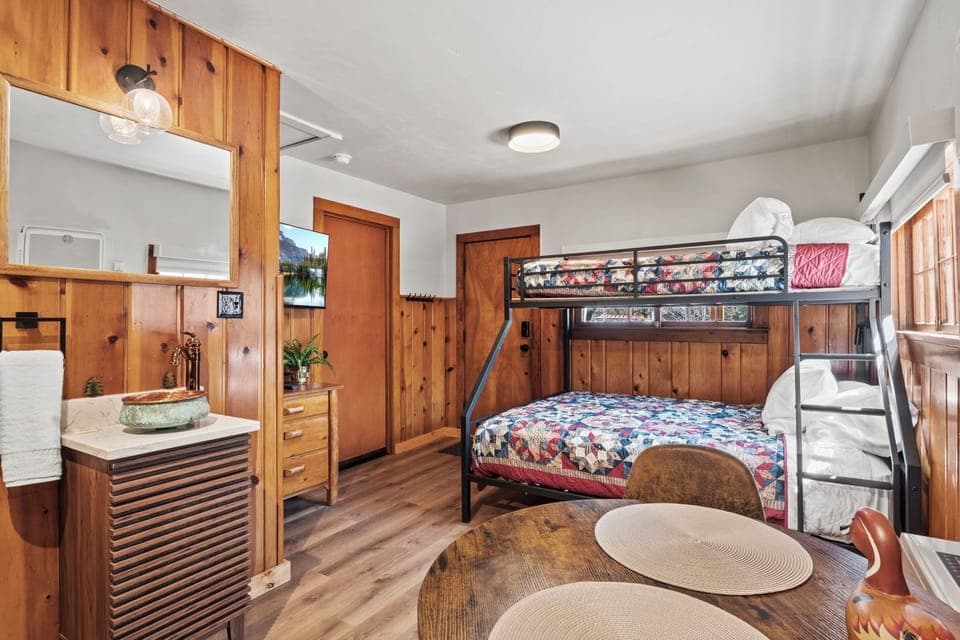 Cabin, Patio, Mountain View | Free WiFi