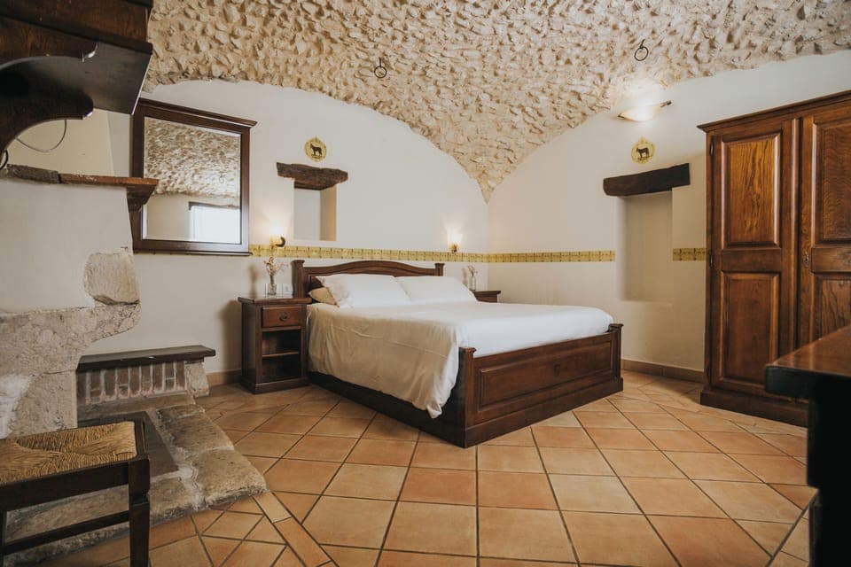 Standard Double Room, Patio | Minibar, in-room safe, travel crib, free WiFi