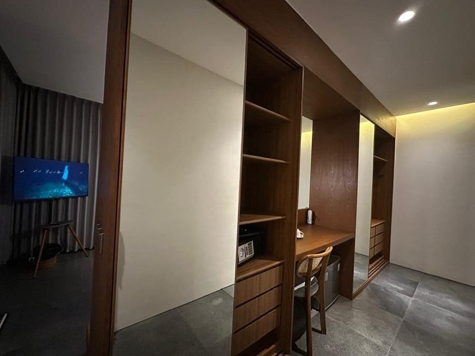 Superior Room, 1 Bedroom, Non Smoking, Balcony | Free WiFi