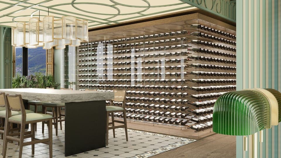 3 restaurants, breakfast, lunch, dinner served; local cuisine