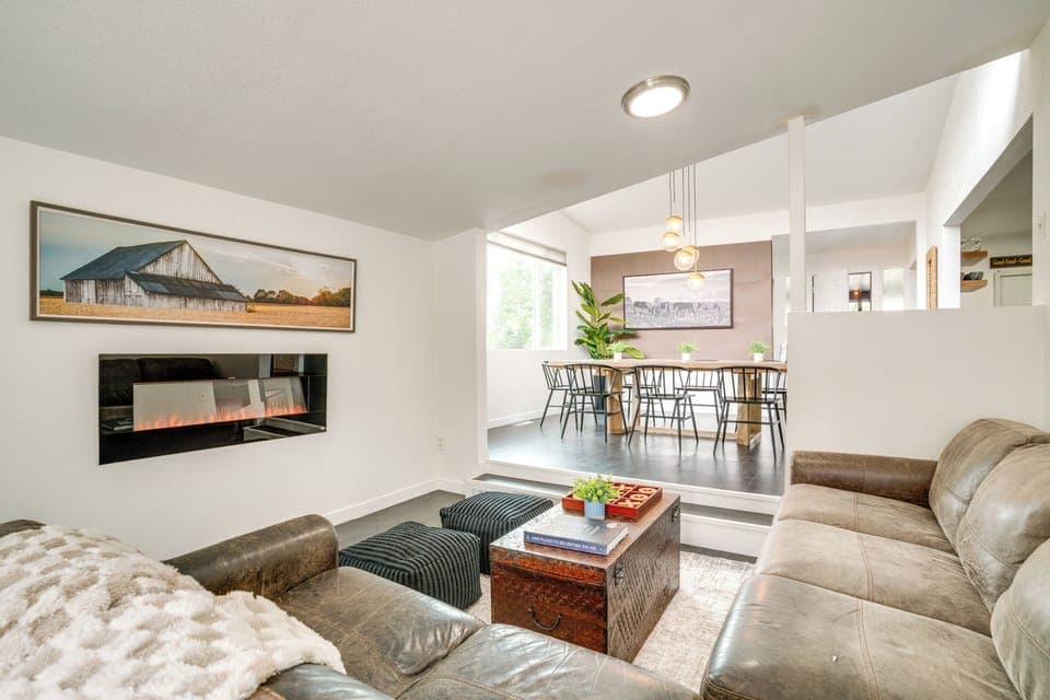 House (4 Bedrooms) | Front of property