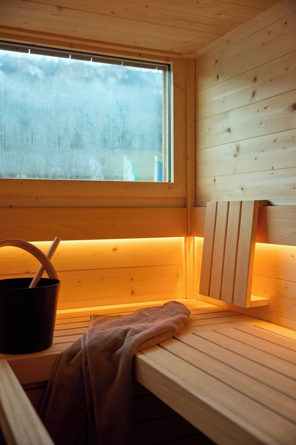 Deluxe Suite, 2 Bedrooms, Sauna, Mountain View | Hypo-allergenic bedding, minibar, in-room safe, blackout drapes