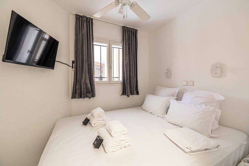 Apartment | 1 bedroom, laptop workspace, iron/ironing board, bed sheets