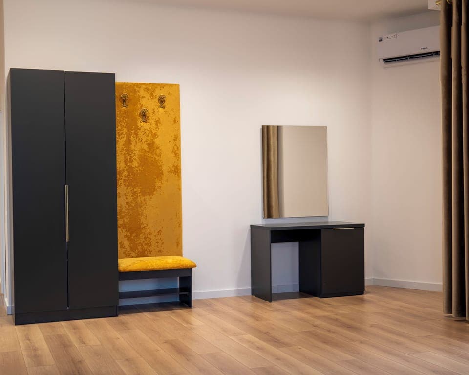 Panoramic Suite, Balcony, Courtyard View | Egyptian cotton sheets, premium bedding, down comforters, in-room safe