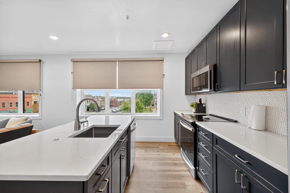 Apartment, 2 Bedrooms | Private kitchen | Fridge, oven, coffee/tea maker